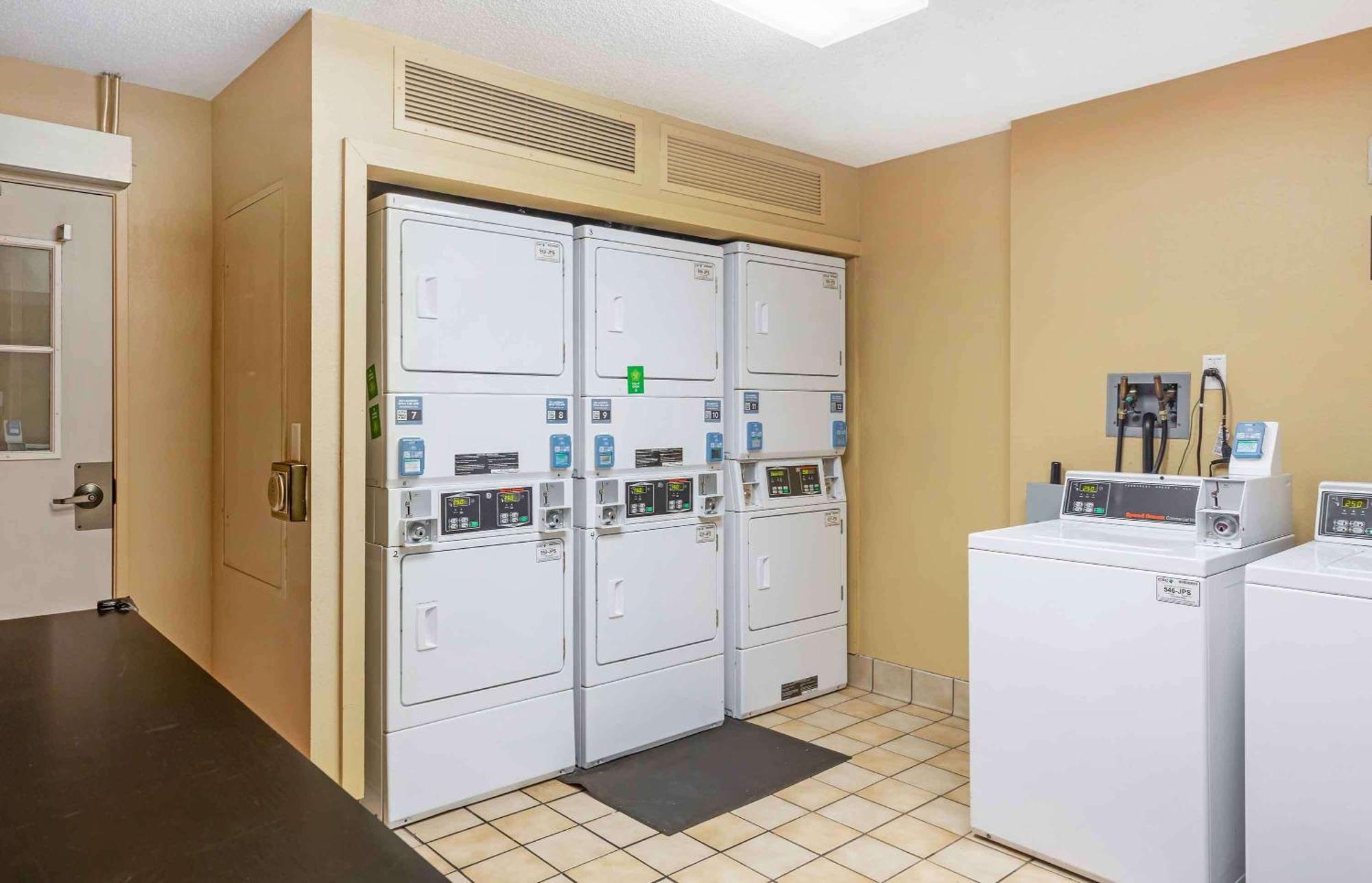 Extended Stay America Suites - Boston - Marlborough Ngoại thất bức ảnh